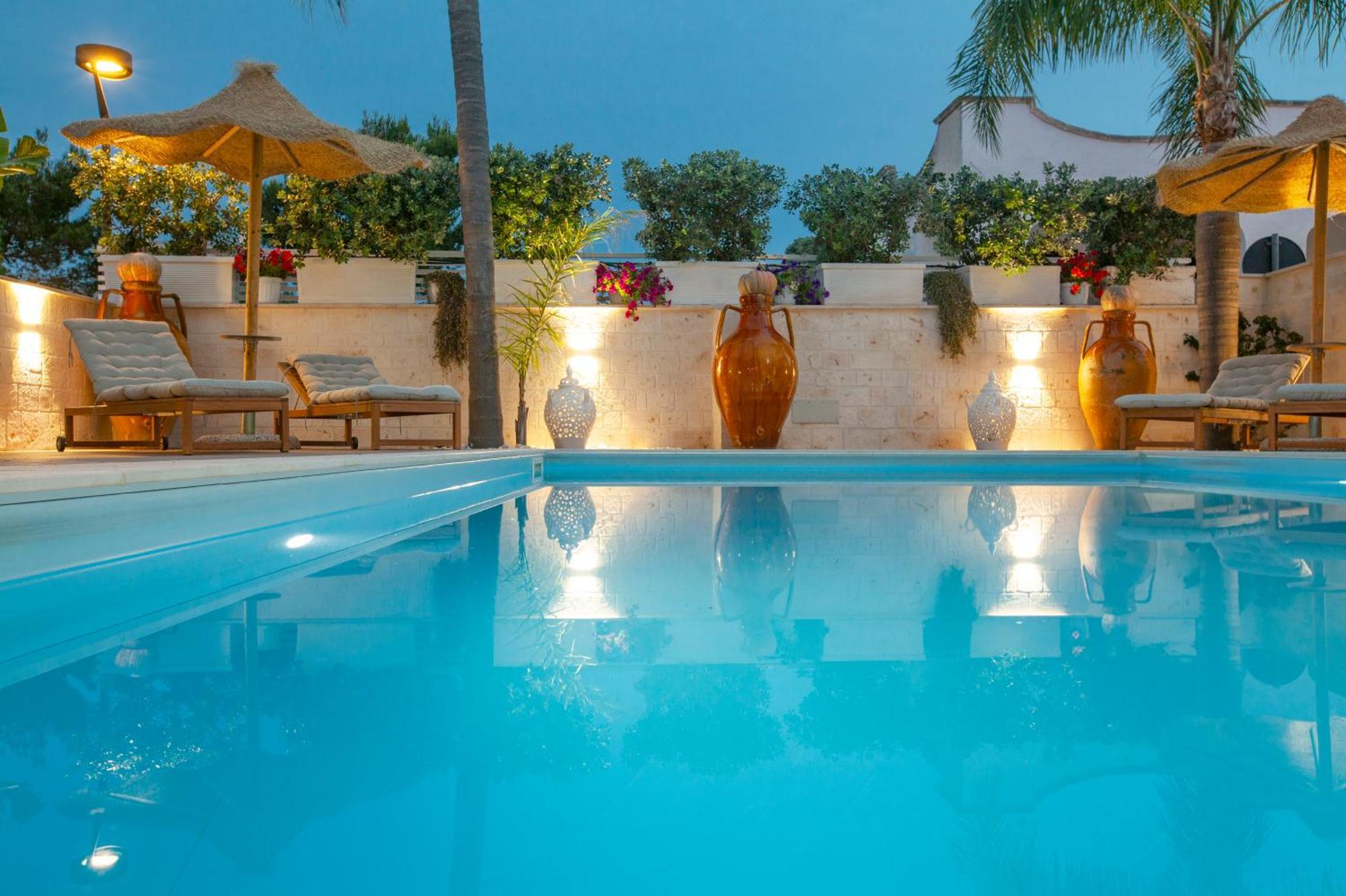 Dimora Nesea Bed & Breakfast Cozze Bagian luar foto